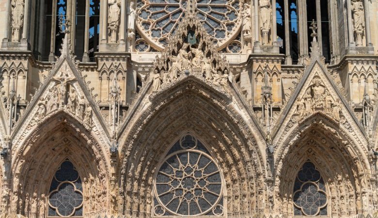 BU: Die Kathedrale von Reims gehört zu den größten architektonischen Schätzen, die das Mittelalter hervorgebracht hat. 