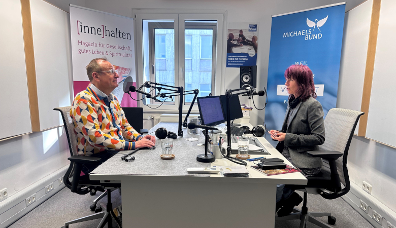 Volker Heißmann im [inne]halten-Interview mit Monika Drasch.