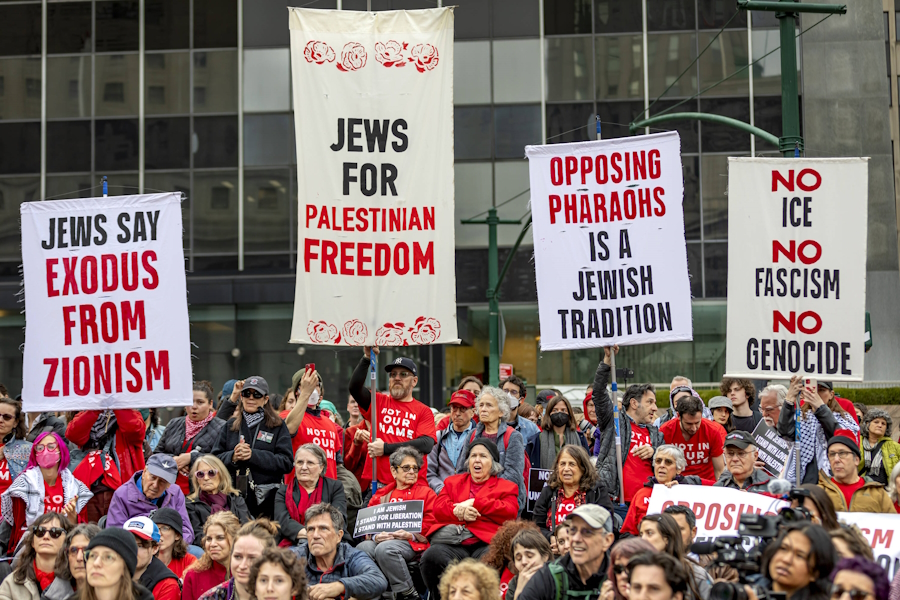 In den USA leben mehr Juden als in Israel – darunter auch solche, die mit israelkritischen Forderungen auf die Straße gehen.