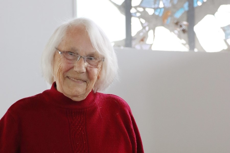 Rosemarie Böhm war einst Diakonin in der Melanchthon-Gemeinde in Osnabrück. Heute ist die Kirche eine Pflegeeinrichtung, und sie lebt dort.