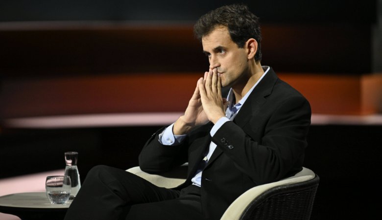 Philipp Peyman Engel, geboren 1983, ist seit September 2023 Chefredakteur der Wochenzeitung Jüdische Allgemeine. Er ist Sohn einer aus dem Iran stammenden Jüdin und eines deutschen Vaters.