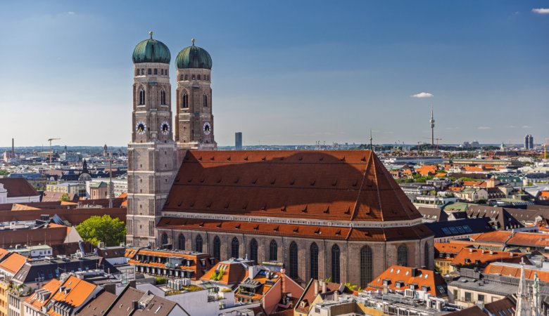 Die Frauenkirche in München, seit 1821 auch Dom als  Kathedralkirche der Erzbischöfe von München und Freising.