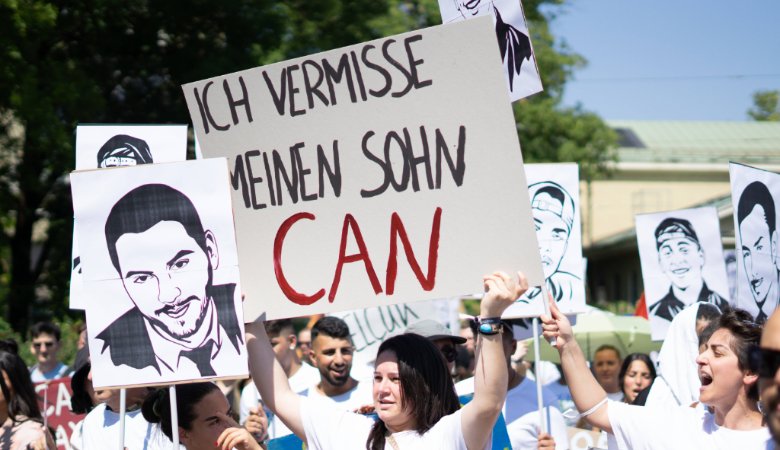 Trauermarsch in München für die Opfer des rechtsextremen Anschlags am Olympia Einkaufszentrum 2016.