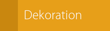 Gelbes Banner mit dem weißen Schriftzug 