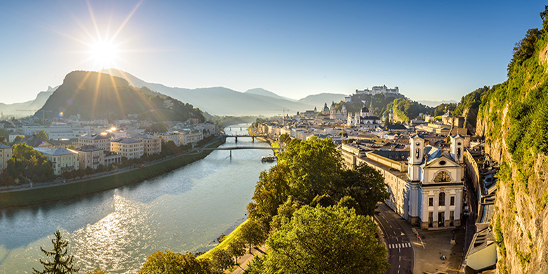 Blick auf Salzburg. 
