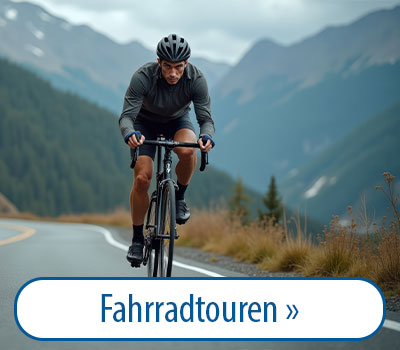 Ein Mann in sportlicher Kleidung fährt ein Rennrad auf einer kurvigen Bergstraße. Im Hintergrund sind bewaldete Berge und ein bewölkter Himmel zu sehen. Unten im Bild steht der Text 