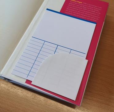 Buchkartentaschen aus Papier (300 St.)